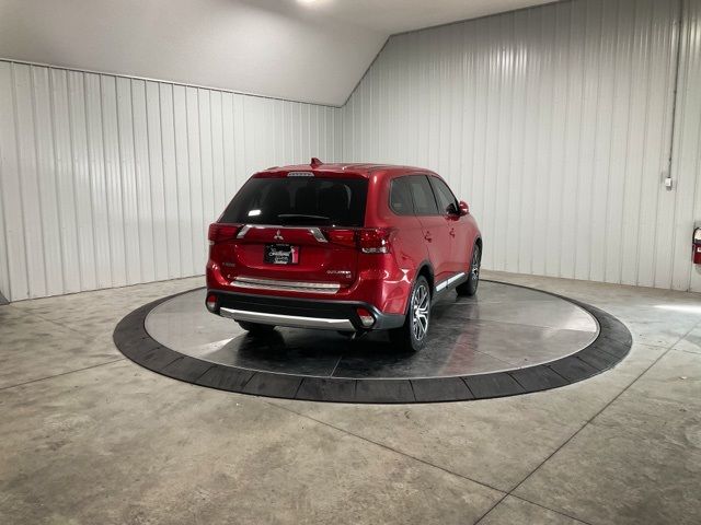 2018 Mitsubishi Outlander SE