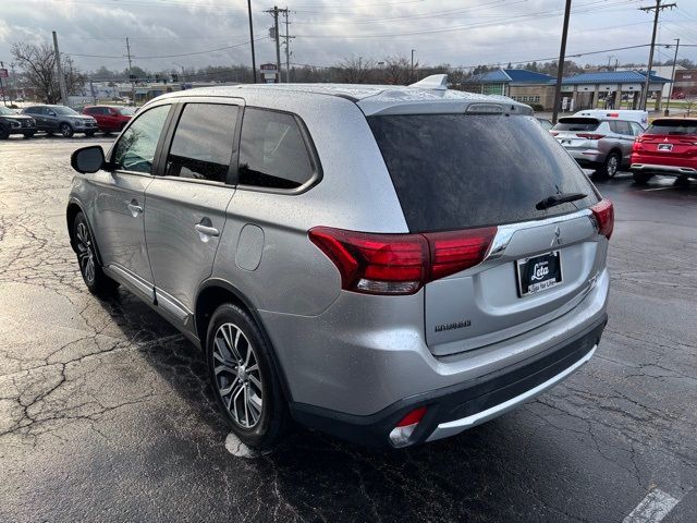 2018 Mitsubishi Outlander SE