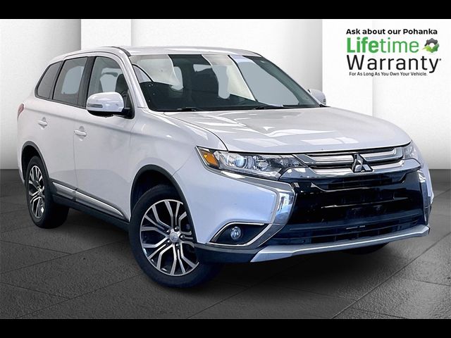 2018 Mitsubishi Outlander SE