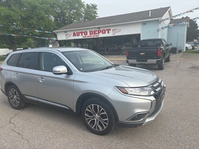 2018 Mitsubishi Outlander SE