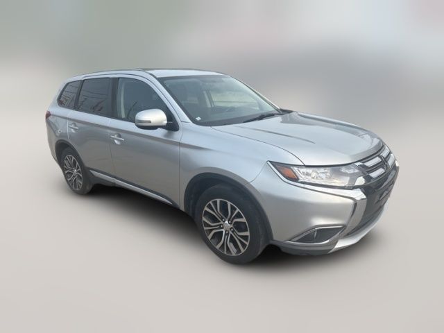2018 Mitsubishi Outlander SE