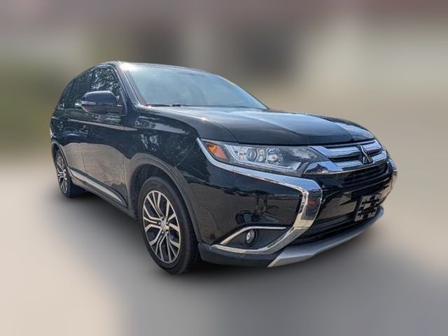 2018 Mitsubishi Outlander SE