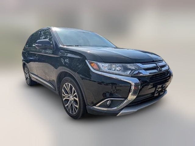 2018 Mitsubishi Outlander SE