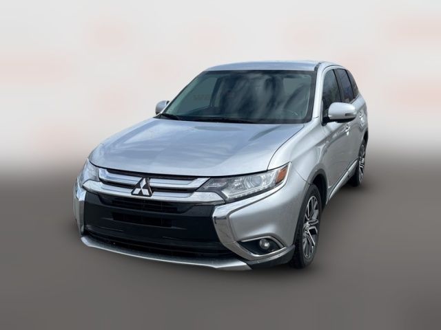2018 Mitsubishi Outlander SE