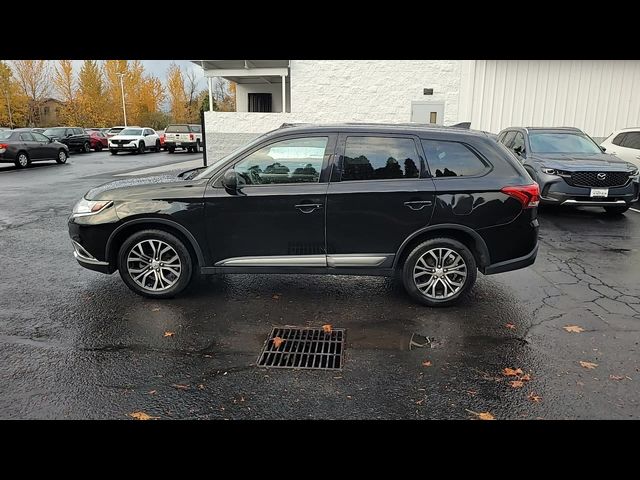 2018 Mitsubishi Outlander SE