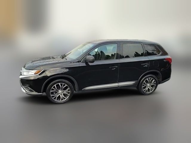 2018 Mitsubishi Outlander SE