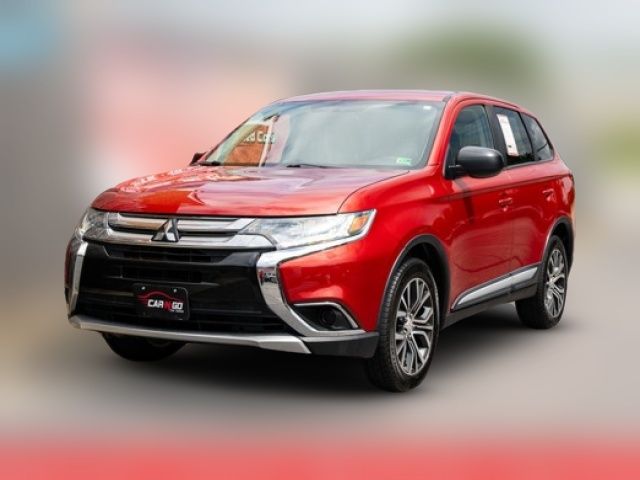 2018 Mitsubishi Outlander SE