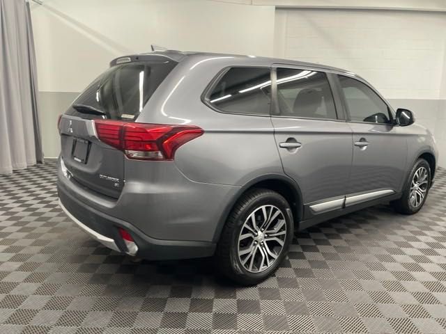 2018 Mitsubishi Outlander SE