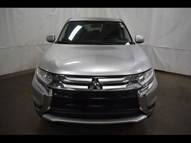 2018 Mitsubishi Outlander SE