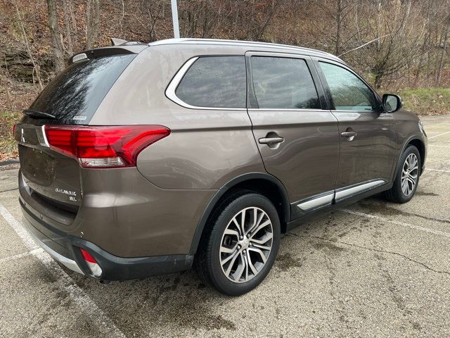 2018 Mitsubishi Outlander SE