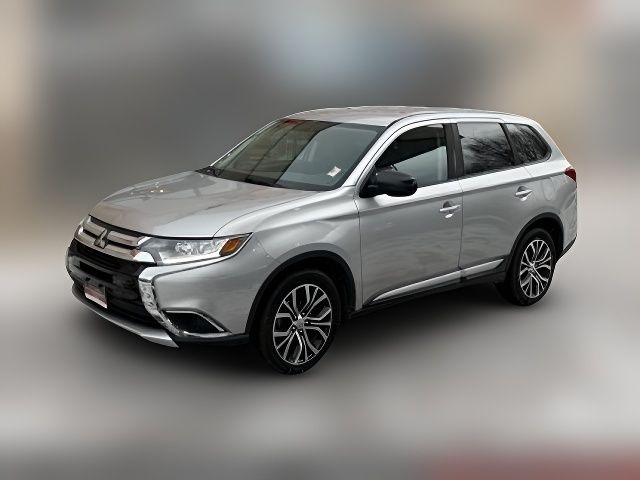 2018 Mitsubishi Outlander ES