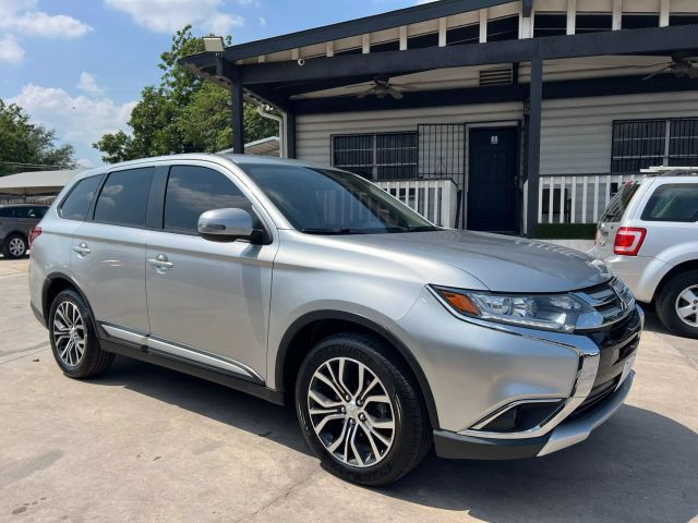 2018 Mitsubishi Outlander SE