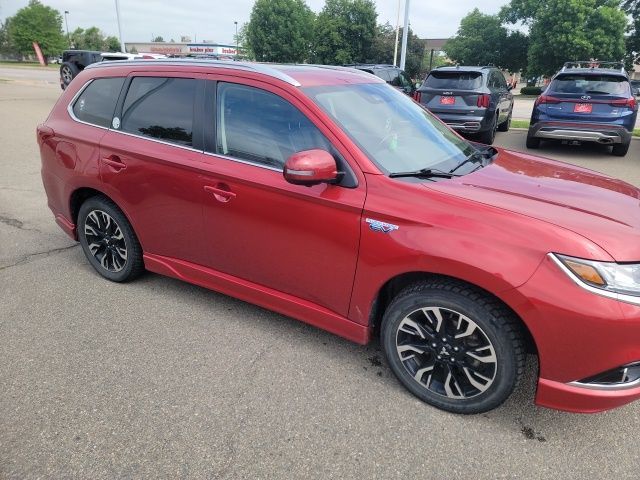 2018 Mitsubishi Outlander PHEV GT