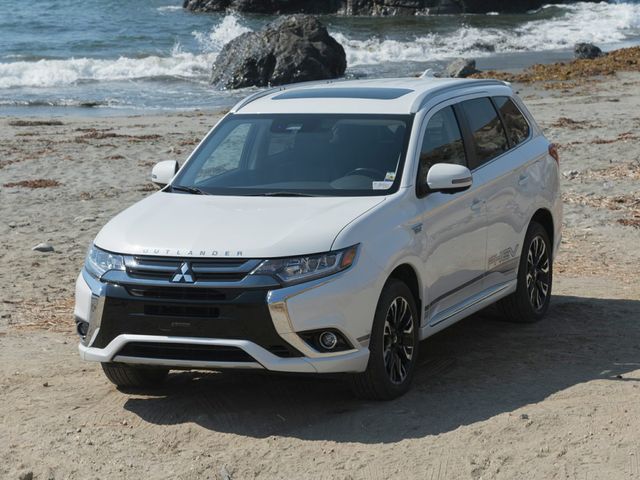 2018 Mitsubishi Outlander PHEV 