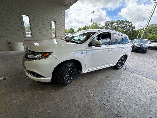 2018 Mitsubishi Outlander PHEV GT