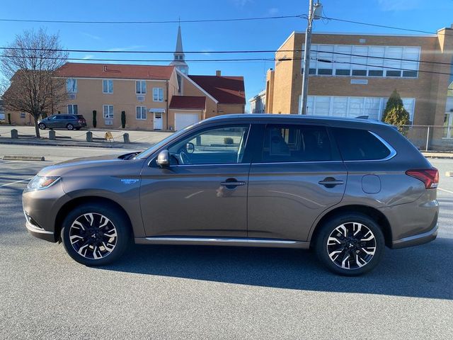 2018 Mitsubishi Outlander PHEV GT