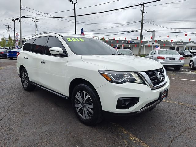 2018 Nissan Pathfinder SV