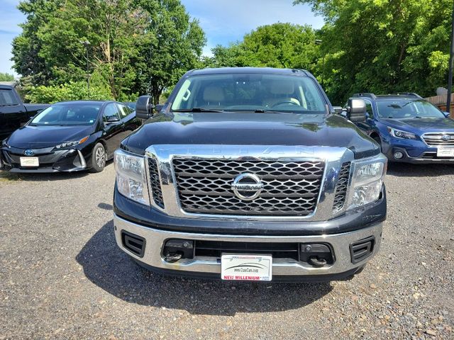 2018 Nissan Titan SV