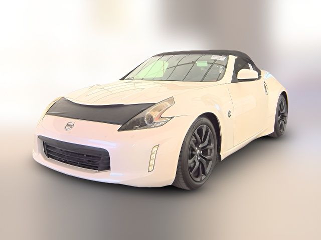 2018 Nissan 370Z Roadster Base