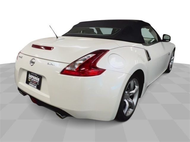 2018 Nissan 370Z Roadster Base