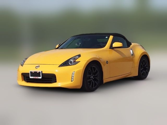 2018 Nissan 370Z Roadster Touring