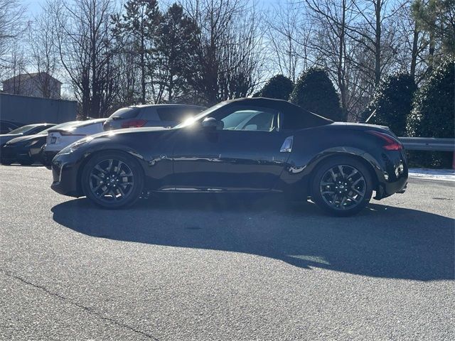 2018 Nissan 370Z Roadster Touring