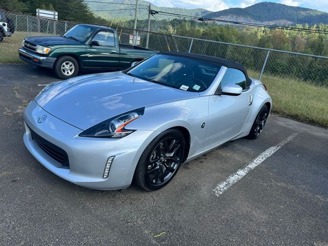 2018 Nissan 370Z Roadster Touring