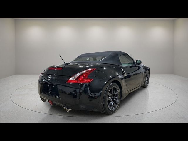 2018 Nissan 370Z Roadster Touring