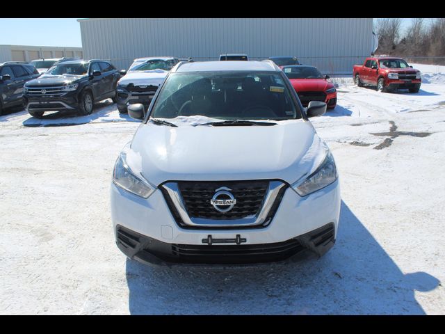 2018 Nissan Kicks S