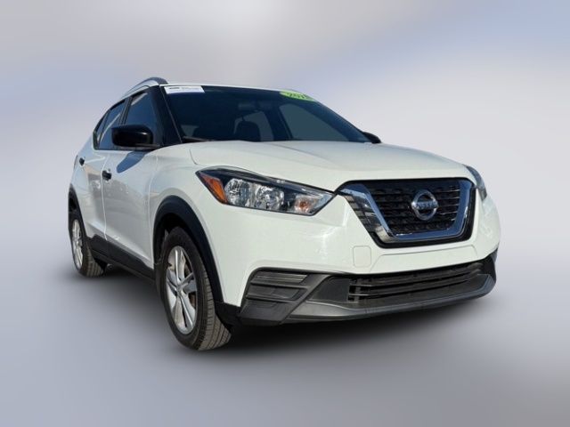 2018 Nissan Kicks S