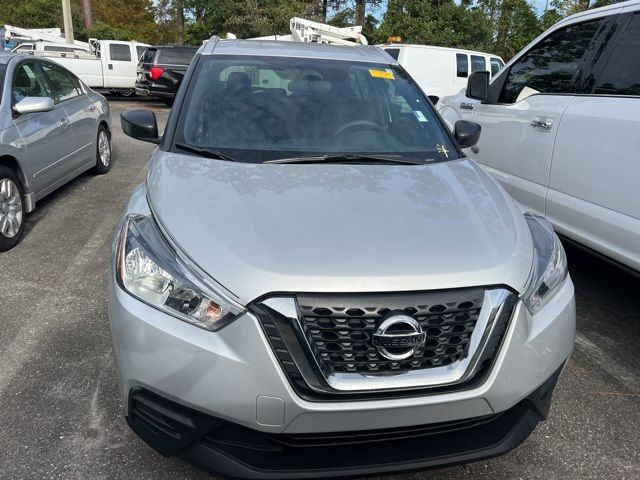 2018 Nissan Kicks S