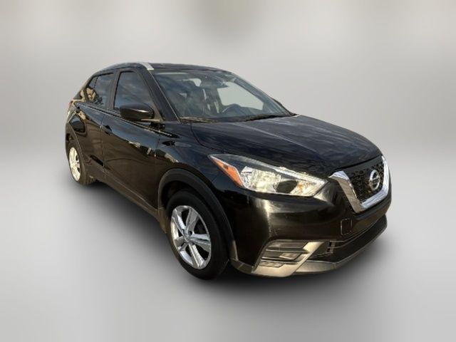 2018 Nissan Kicks S