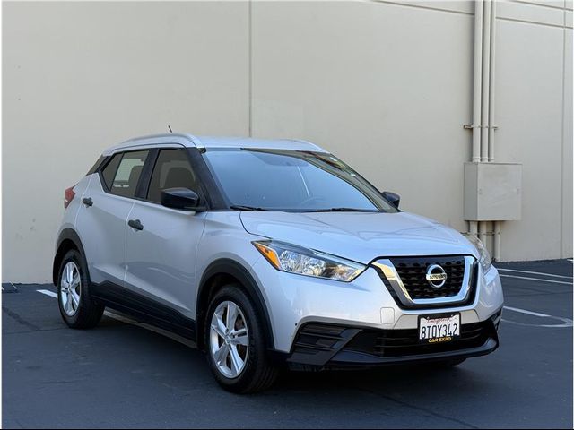 2018 Nissan Kicks S