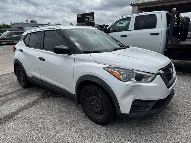 2018 Nissan Kicks S