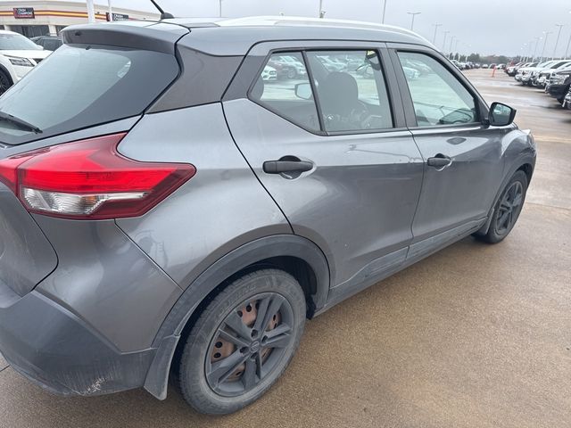 2018 Nissan Kicks S