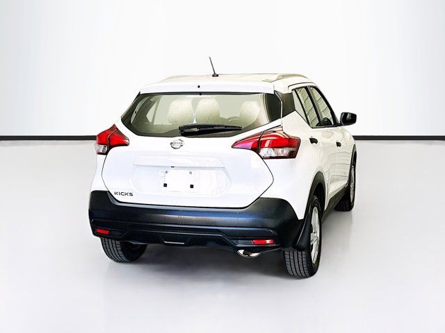 2018 Nissan Kicks S