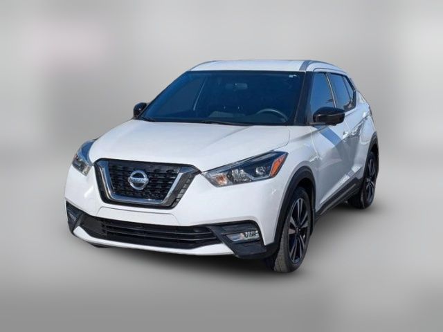 2018 Nissan Kicks SR