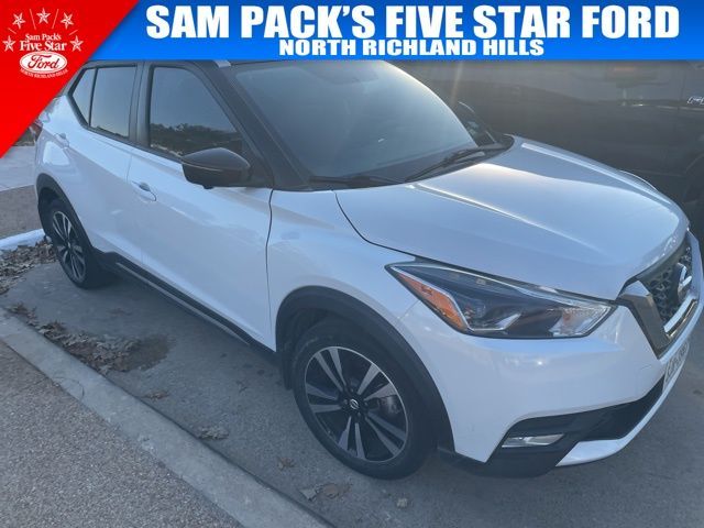 2018 Nissan Kicks SR