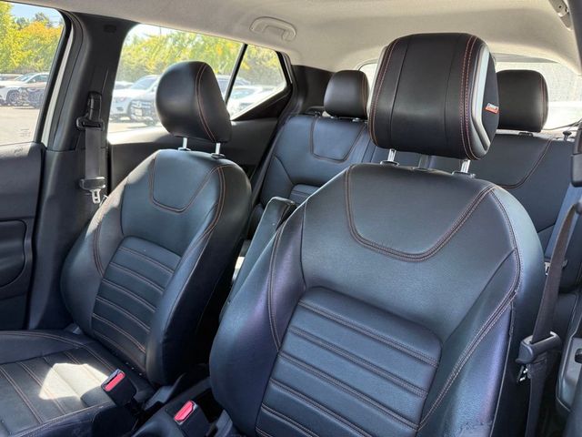 2018 Nissan Kicks SR