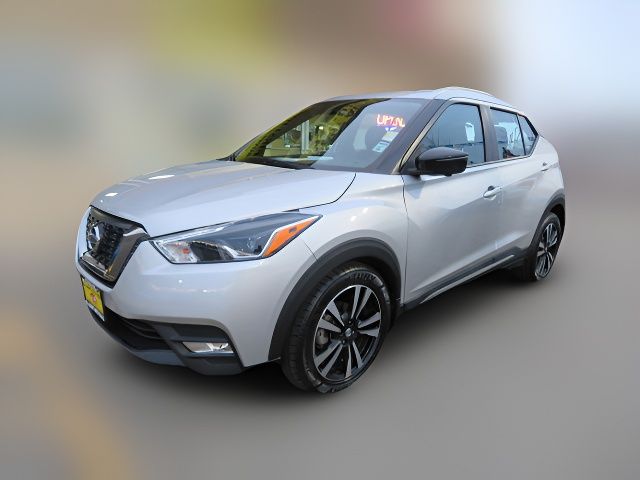 2018 Nissan Kicks SR