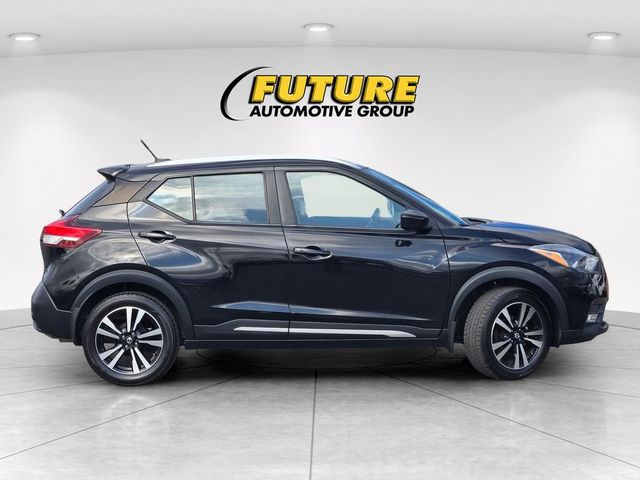 2018 Nissan Kicks SR