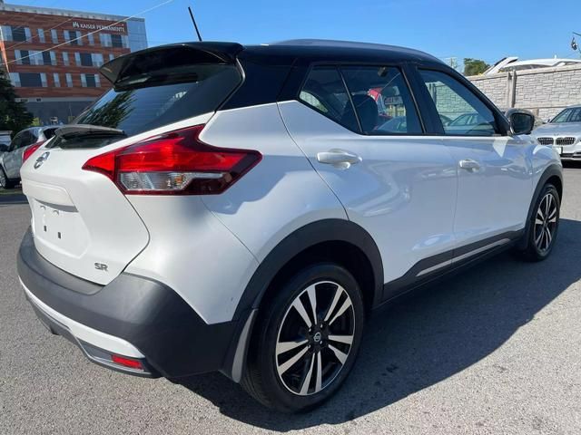 2018 Nissan Kicks SR