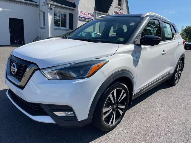 2018 Nissan Kicks SR