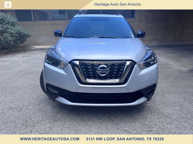 2018 Nissan Kicks SR