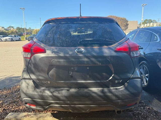 2018 Nissan Kicks SV