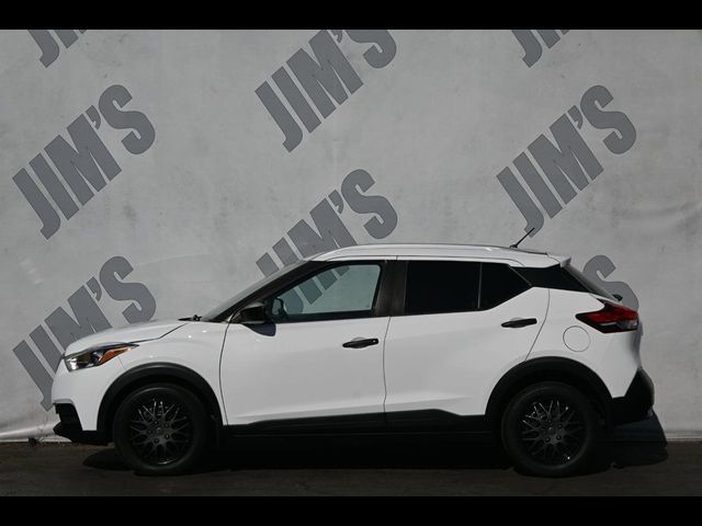 2018 Nissan Kicks S