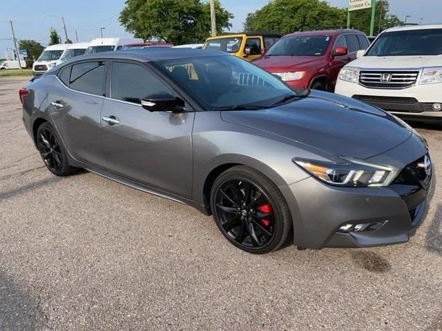 2018 Nissan Maxima SR