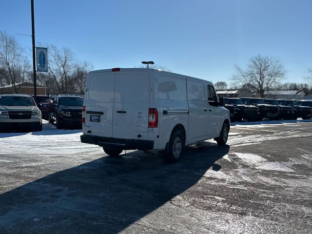 2018 Nissan NV SV