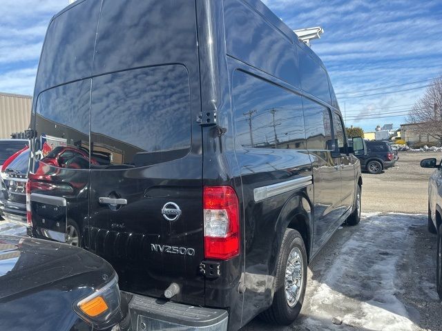 2018 Nissan NV SL