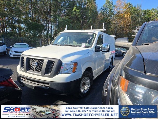 2018 Nissan NV SV